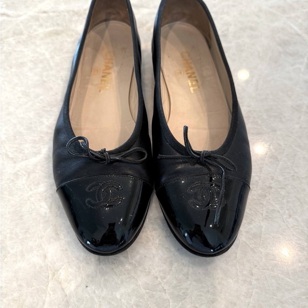 Chanel Black Leather Ballet Flats